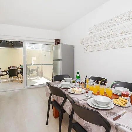 Summer Breeze 3 Bedroom Family Maisonette With Sunny Terrace In - By Getawaysmalta *