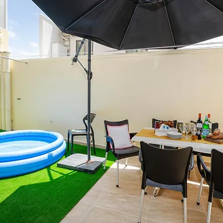 شقة Summer Breeze 3 Bedroom Family Maisonette With Sunny Terrace In - By Getawaysmalta المليحة