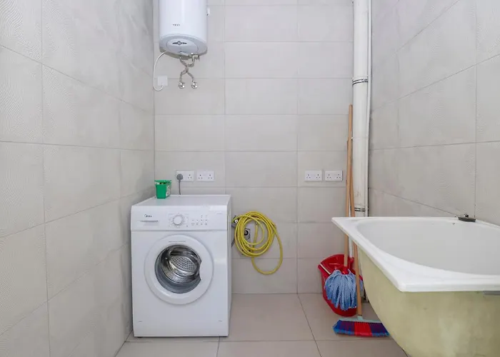 Summer Breeze 3 Bedroom Family Maisonette With Sunny Terrace In - By Getawaysmalta *