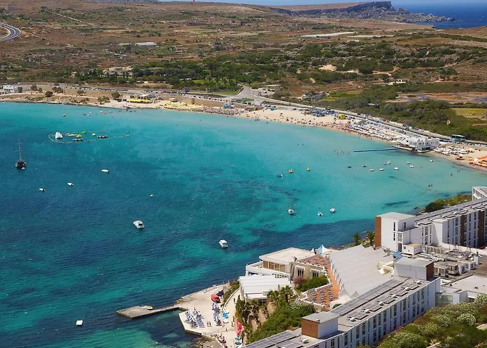 公寓 Summer Breeze 3 Bedroom Family Maisonette With Sunny Terrace In - By Getawaysmalta