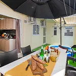Lägenhet Summer Breeze 3 Bedroom Family Maisonette With Sunny Terrace In - By Getawaysmalta *