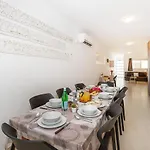Summer Breeze 3 Bedroom Family Maisonette With Sunny Terrace In - By Getawaysmalta