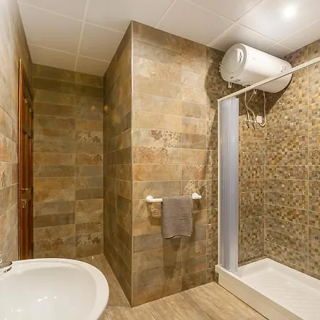 Appartamento Summer Breeze 3 Bedroom Family Maisonette With Sunny Terrace In - By Getawaysmalta