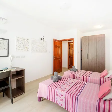Summer Breeze 3 Bedroom Family Maisonette With Sunny Terrace In - By Getawaysmalta * Mellieha