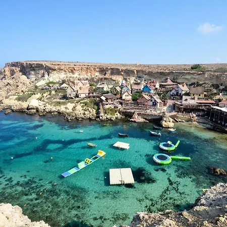 Summer Breeze 3 Bedroom Family Maisonette With Sunny Terrace In - By Getawaysmalta * Mellieħa