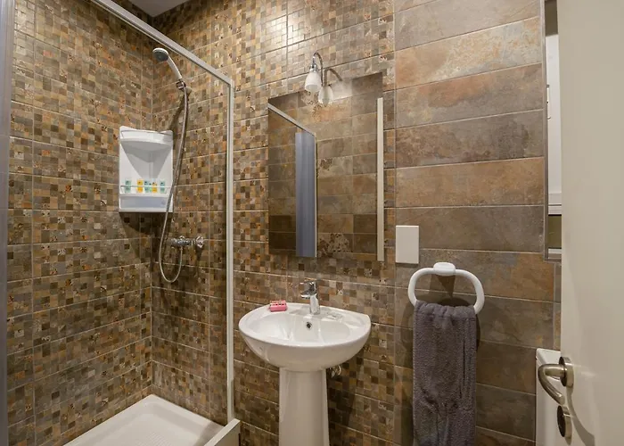 Summer Breeze 3 Bedroom Family Maisonette With Sunny Terrace In - By Getawaysmalta Apartament Mellieħa